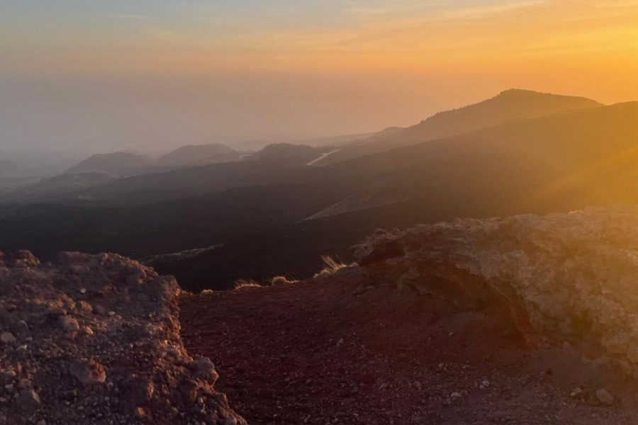 Etna hiking al tramonto