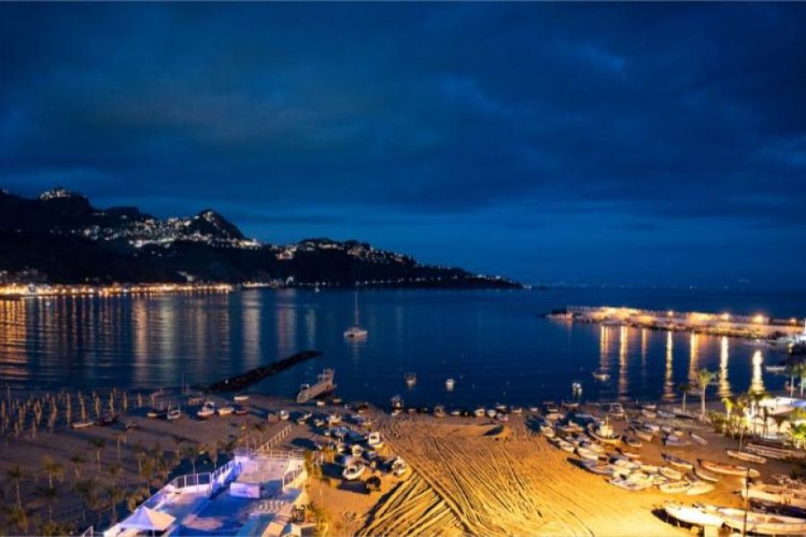 Tour in barca a vela di lusso Catania-Taormina
