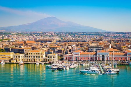 Catania: Cosa Vedere, Fare e Gustare nella Città Barocca ai Piedi dell’Etna
