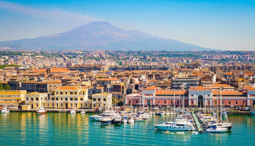 Catania: Cosa Vedere, Fare e Gustare nella Città Barocca ai Piedi dell’Etna